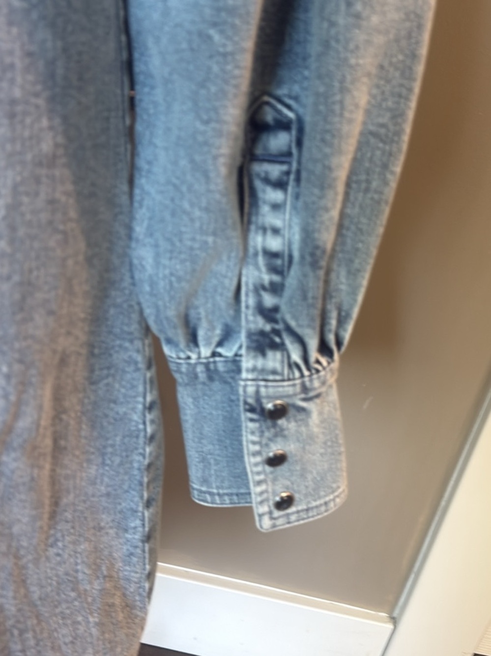 Women's Light Blue Denim Long-Sleeve Shirt Dress - Picture 4 of 7
